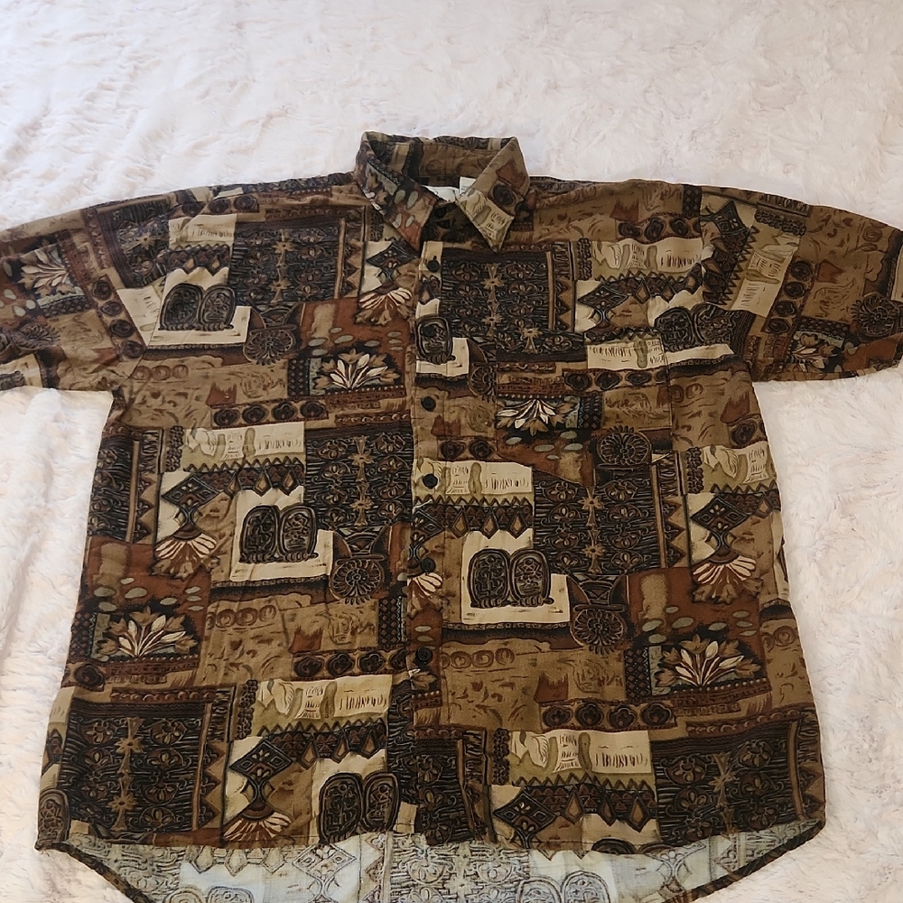Men's Vintage-Inspired Brown Pattern Shirt